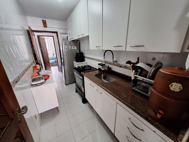 APARTAMENTO 2 QUARTOS DEPEND&Ecirc;NCIA GARAGEM ELEVADOR ANDAR ALTO &Agrave; VENDA NA BARRA! Rua Raul Drumond Salvador - 