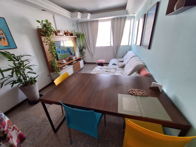 APARTAMENTO 2 QUARTOS DEPEND&Ecirc;NCIA GARAGEM ELEVADOR ANDAR ALTO &Agrave; VENDA NA BARRA! Rua Raul Drumond Salvador - 