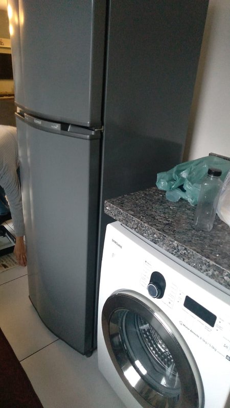 Apto com 2 quartos, sendo 1 suíte, MOBILIADO ,em frente a praça , andar alto com vista Mar Rua Encantado Capão da Canoa - 