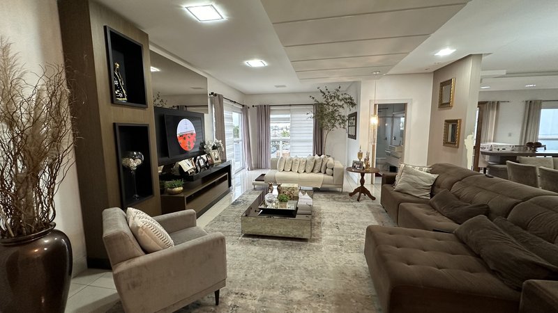 Luxo e Conforto em Sombrio - Apartamento em Nova Brasília Avenida Getulio Vargas Sombrio - 