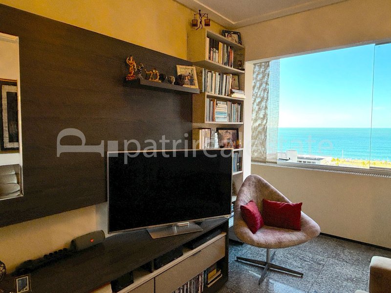 Flat Vista Mar Mobiliado 51 m² a uma quadra da Av. Beira Mar. Meireles - Fortaleza – CE Rua Tibúrcio Cavalcanti Fortaleza - 