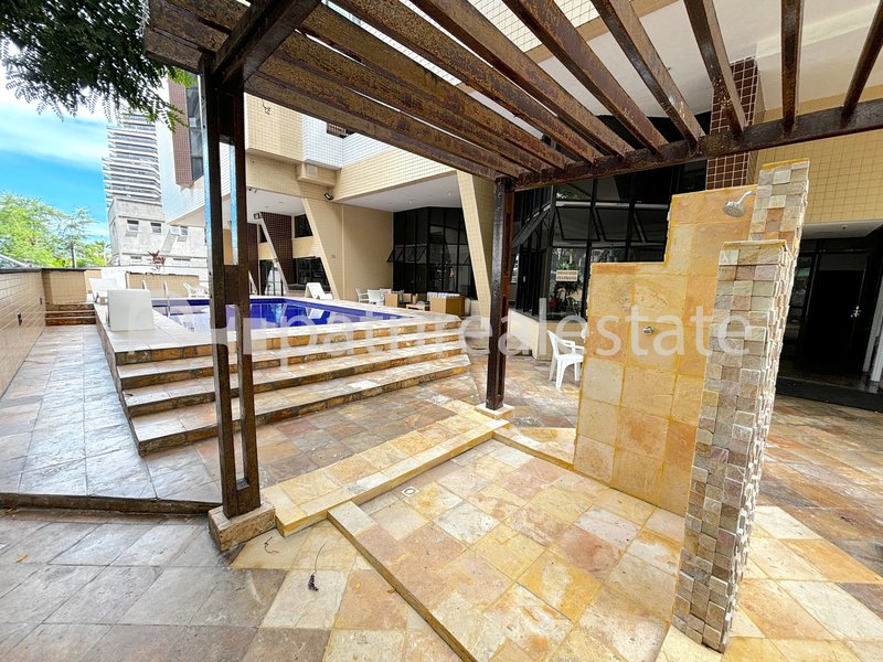 Flat Vista Mar Mobiliado 51 m² a uma quadra da Av. Beira Mar. Meireles - Fortaleza – CE Rua Tibúrcio Cavalcanti Fortaleza - 