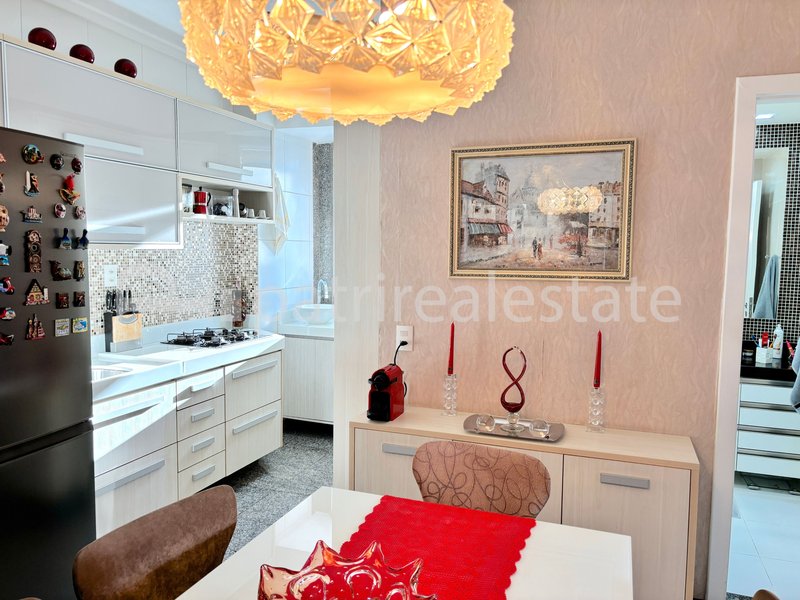 Flat Vista Mar Mobiliado 51 m² a uma quadra da Av. Beira Mar. Meireles - Fortaleza – CE Rua Tibúrcio Cavalcanti Fortaleza - 
