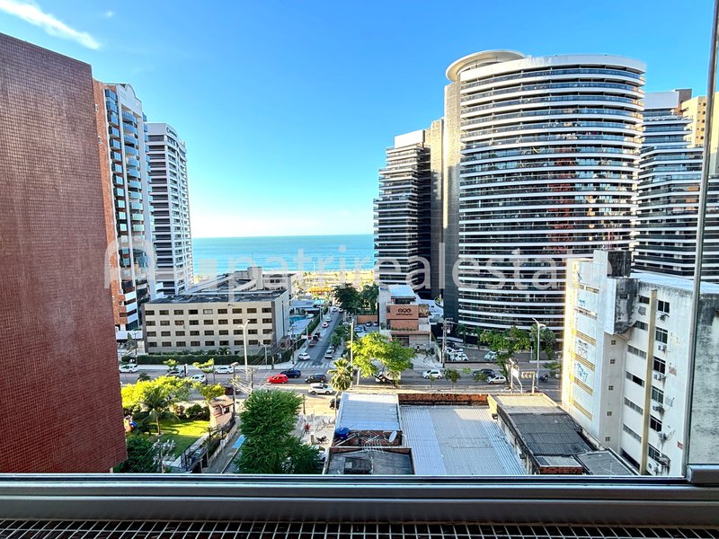 Flat Vista Mar Mobiliado 51 m² a uma quadra da Av. Beira Mar. Meireles - Fortaleza – CE Rua Tibúrcio Cavalcanti Fortaleza - 