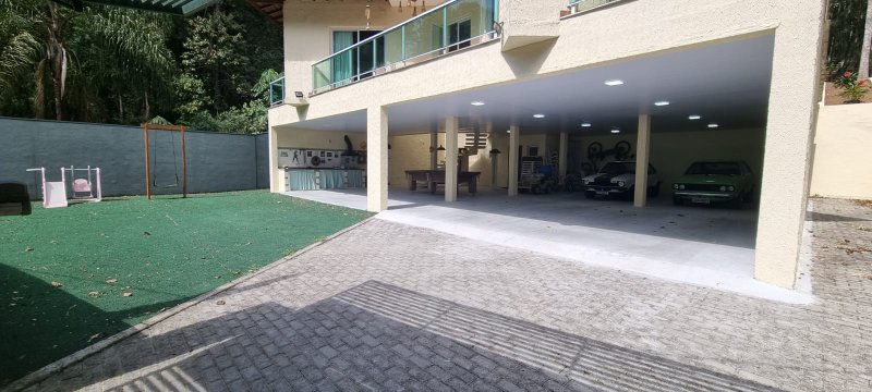 EXCELENTE CASA NO CONDOMINIO SAUSALITO Rua dos Salgueiros Mairiporã - 