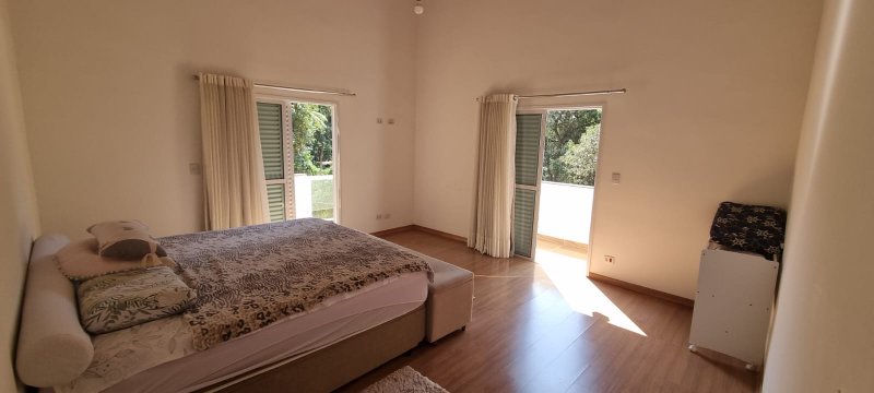 EXCELENTE CASA NO CONDOMINIO SAUSALITO Rua dos Salgueiros Mairiporã - 