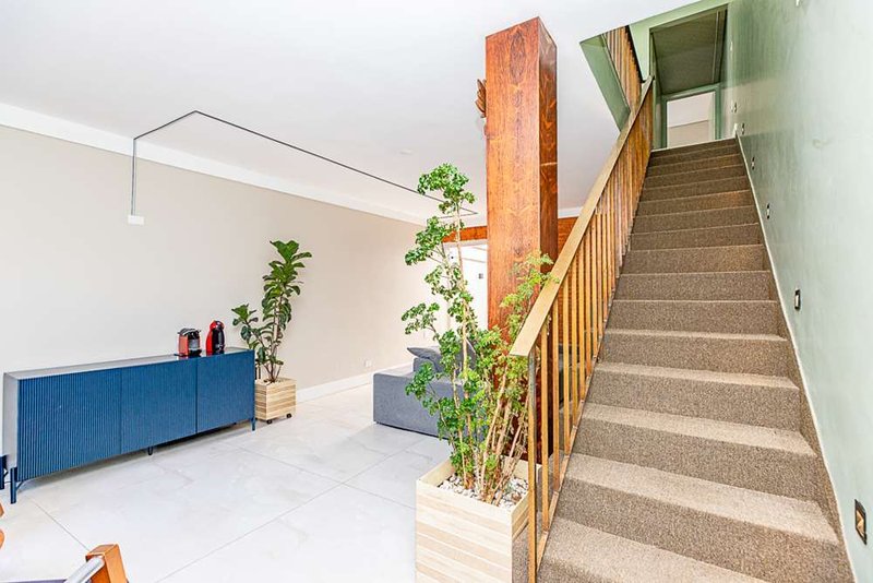 Casa a venda - Campo Belo -1 suíte 193m² Morais de Barros São Paulo - 