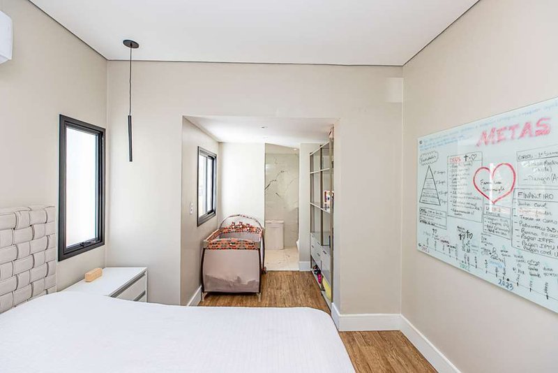 Casa a venda - Campo Belo -1 suíte 193m² Morais de Barros São Paulo - 