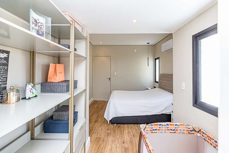 Casa a venda - Campo Belo -1 suíte 193m² Morais de Barros São Paulo - 