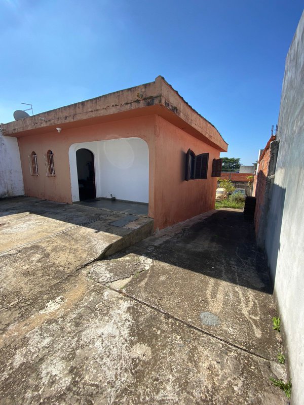 Casa 3 Dormitórios - Jd Santos Dumont I - Mogi das Cruzes - 