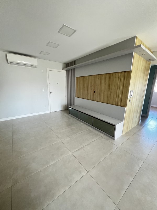 Lindo Apartamento Semi Mobiliado - Timbó - 