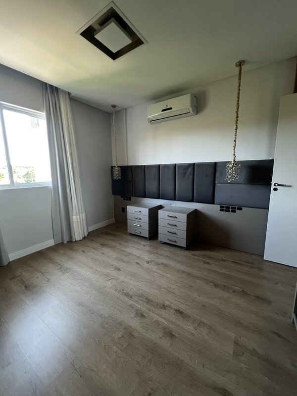 Lindo Apartamento Semi Mobiliado - Timbó - 