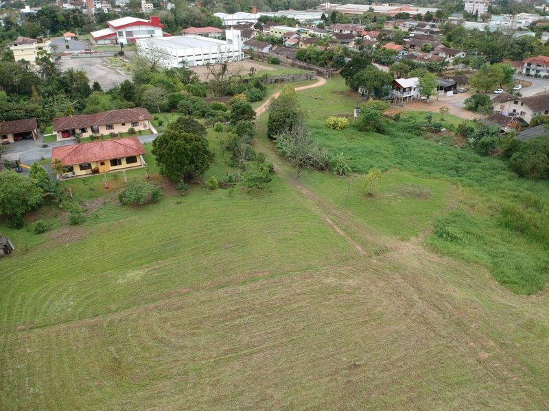 Terreno de 12 mil m² no centro de Timbó - Timbó - 