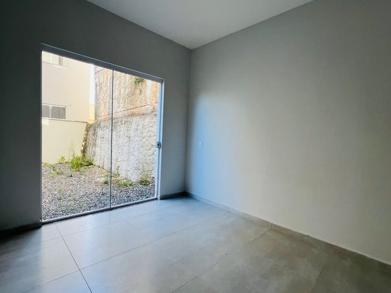 APARTAMENTO COM 2 DORMITÓRIOS NA LIMEIRA - Brusque - 