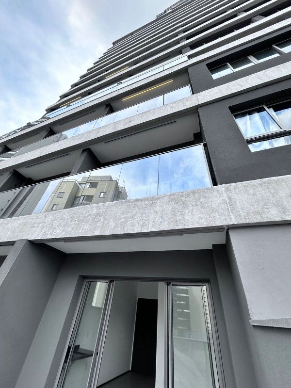 Studio Garden com localização privilegiada no metro Paraíso Avenida Bernardino de Campos São Paulo - 