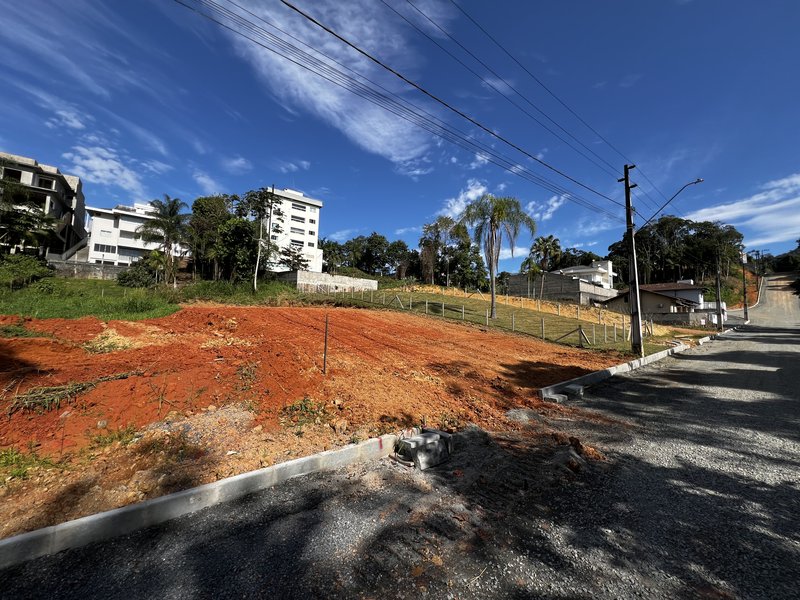 Terreno próximo ao Centro - Timbó - 