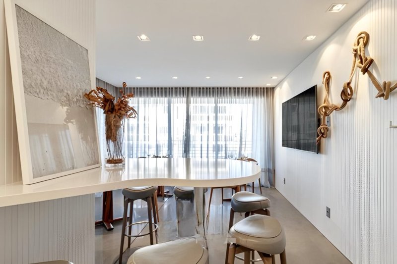 R$ 585.000 - ALTO PADRÃO - EXCELENTE STUDIO - 43M2 - 1 DORM - CHURRASQUEIRA - 1 VAGA Rua Cruzeiro do Sul Torres - 
