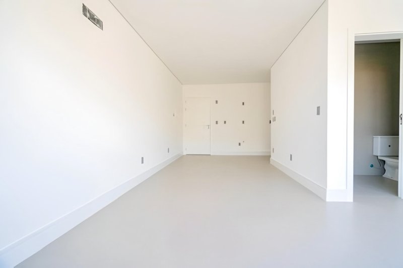 R$ 585.000 - ALTO PADRÃO - EXCELENTE STUDIO - 43M2 - 1 DORM - CHURRASQUEIRA - 1 VAGA Rua Cruzeiro do Sul Torres - 