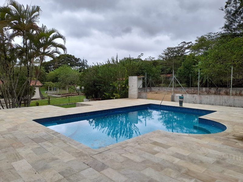 CHÁCARA COM 7.400 METROS EM SÃO JOSÉ DOS CAMPOS S.P - São José dos Campos - 