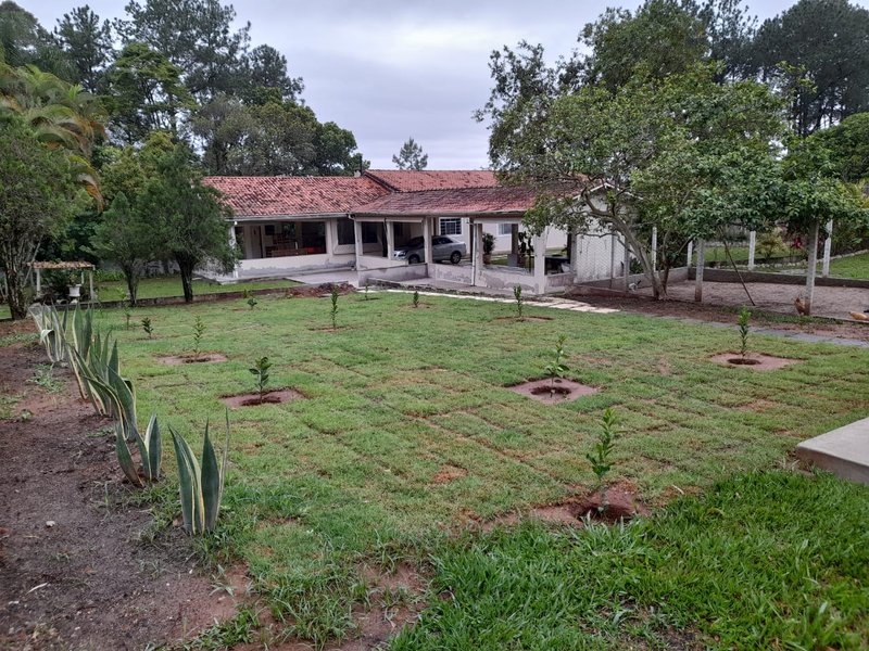 CHÁCARA COM 7.400 METROS EM SÃO JOSÉ DOS CAMPOS S.P - São José dos Campos - 