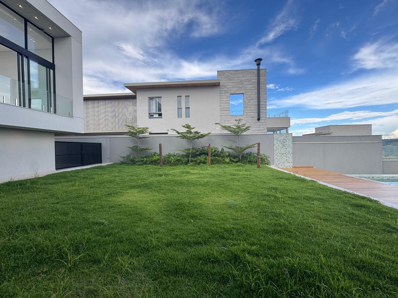 Encante-se com Esta Incr&iacute;vel Resid&ecirc;ncia de Alto Padr&atilde;o no Condom&iacute;nio Entre Verdes, Sous Avenida Isaura Roque Quércia Campinas - 