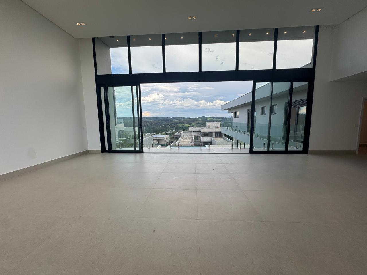 Encante-se com Esta Incr&iacute;vel Resid&ecirc;ncia de Alto Padr&atilde;o no Condom&iacute;nio Entre Verdes, Sous Avenida Isaura Roque Quércia Campinas - 