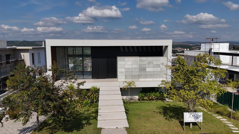 Encante-se com Esta Incrível Residência de Alto Padrão no Condomínio Entre Verdes, Sous Avenida Isaura Roque Quércia Campinas - 