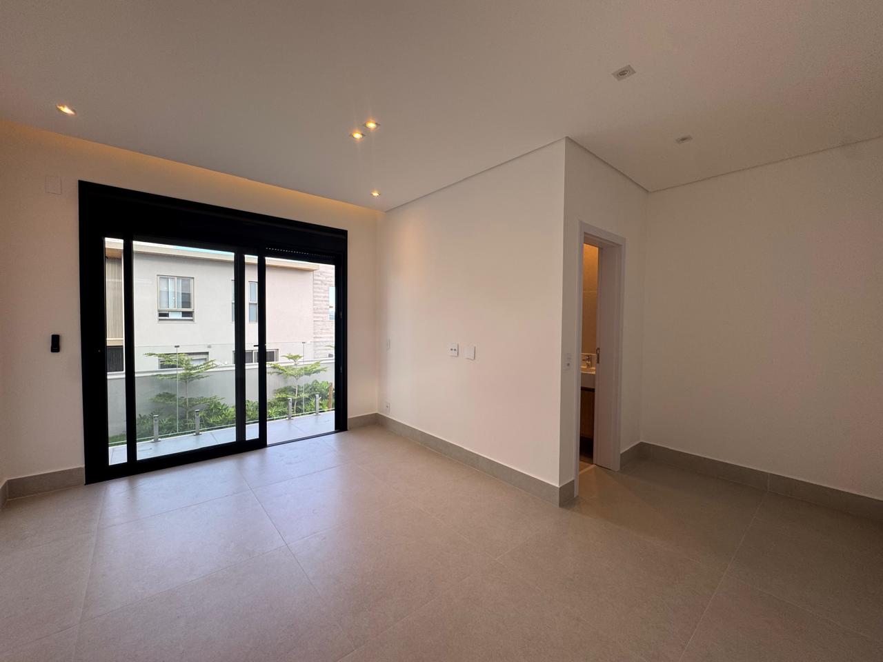 Encante-se com Esta Incr&iacute;vel Resid&ecirc;ncia de Alto Padr&atilde;o no Condom&iacute;nio Entre Verdes, Sous Avenida Isaura Roque Quércia Campinas - 