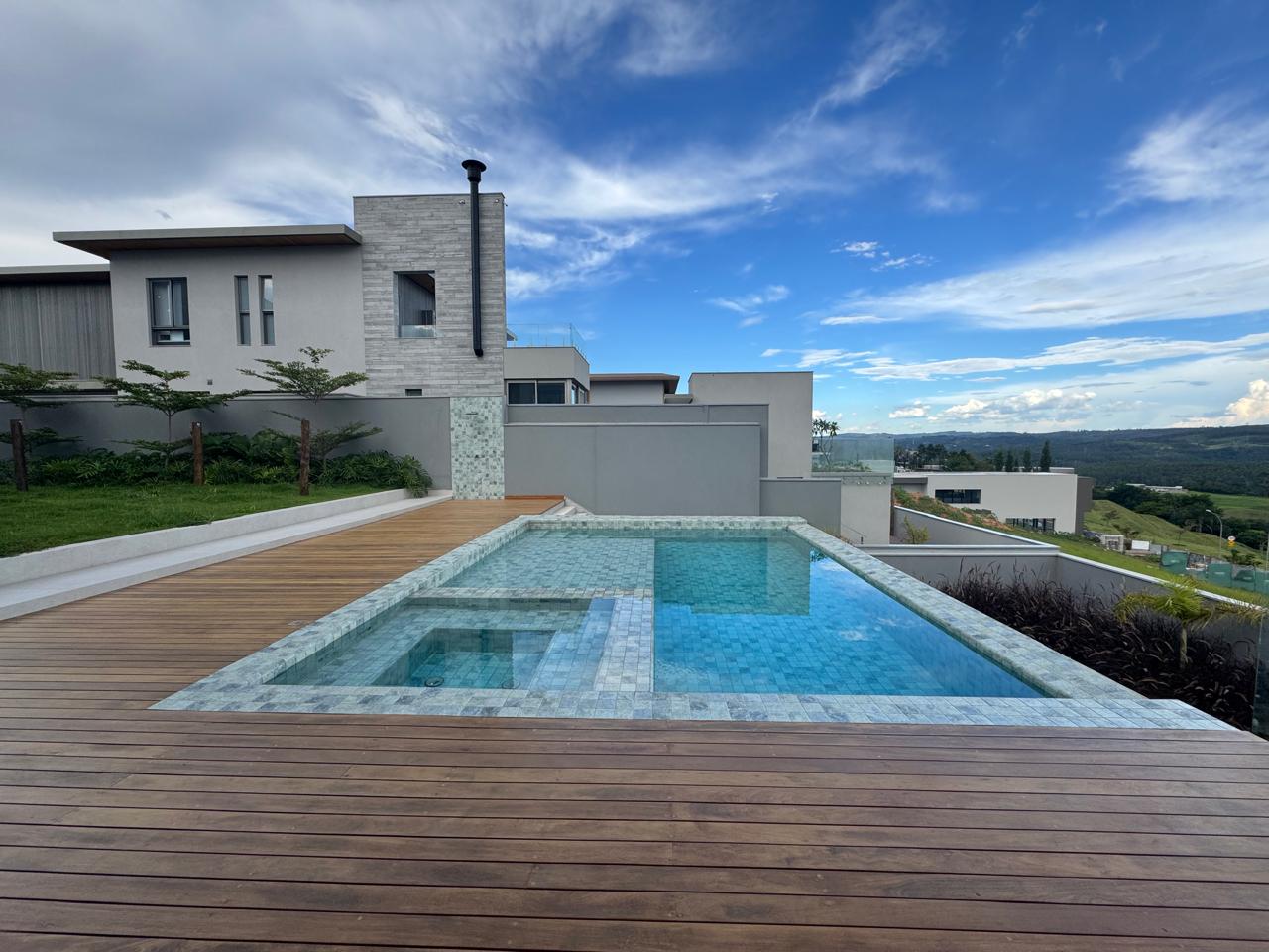 Encante-se com Esta Incr&iacute;vel Resid&ecirc;ncia de Alto Padr&atilde;o no Condom&iacute;nio Entre Verdes, Sous Avenida Isaura Roque Quércia Campinas - 