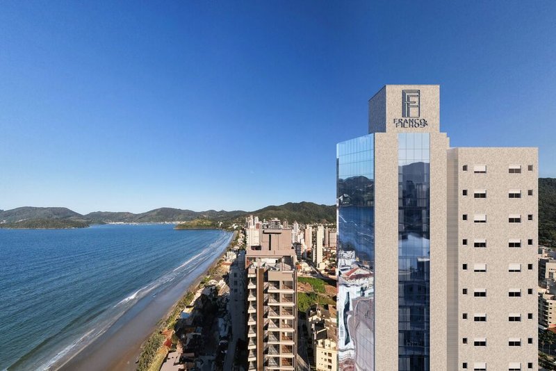 Apartamento Blue Tower 3 suítes 124m² Alcides Cláudio Sgrot Porto Belo - Voo de passaro