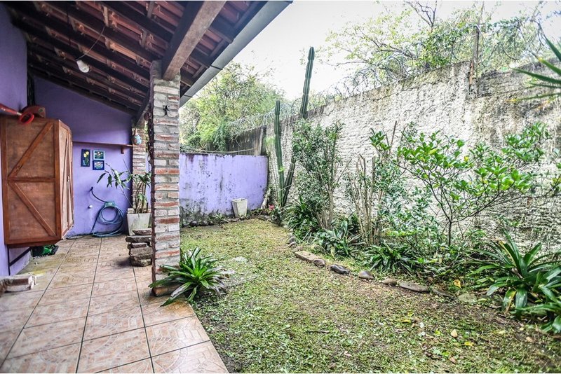 Casa SPPDS 172 612481037-67 1 suíte 166m² Ponciano Pachêco da Silveira Porto Alegre - 