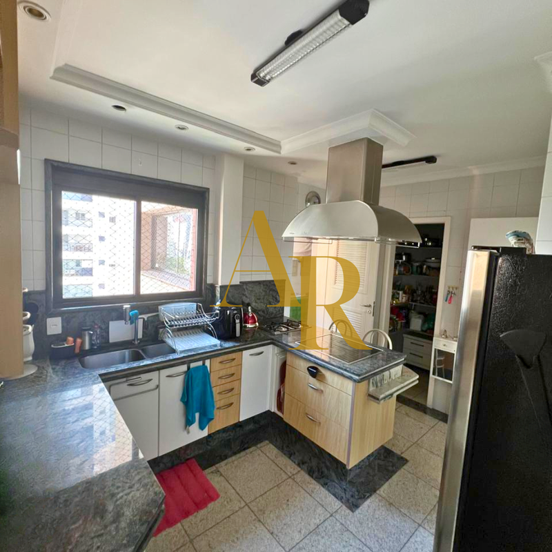 Apartamento Edifício Porte De Montmartre, 225 m², 04 suítes, 04 vagas de garagem - São Paulo - 