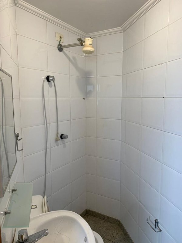 Apartamento na Vila Oliveira com 167m ,04 dormitórios, 02 suítes, ampla varanda, 02 vagas - Mogi das Cruzes - 