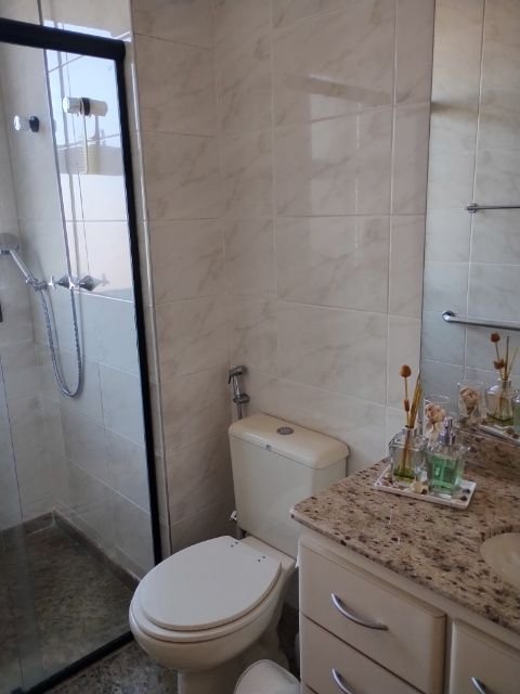 Apartamento na Vila Oliveira com 167m ,04 dormitórios, 02 suítes, ampla varanda, 02 vagas - Mogi das Cruzes - 
