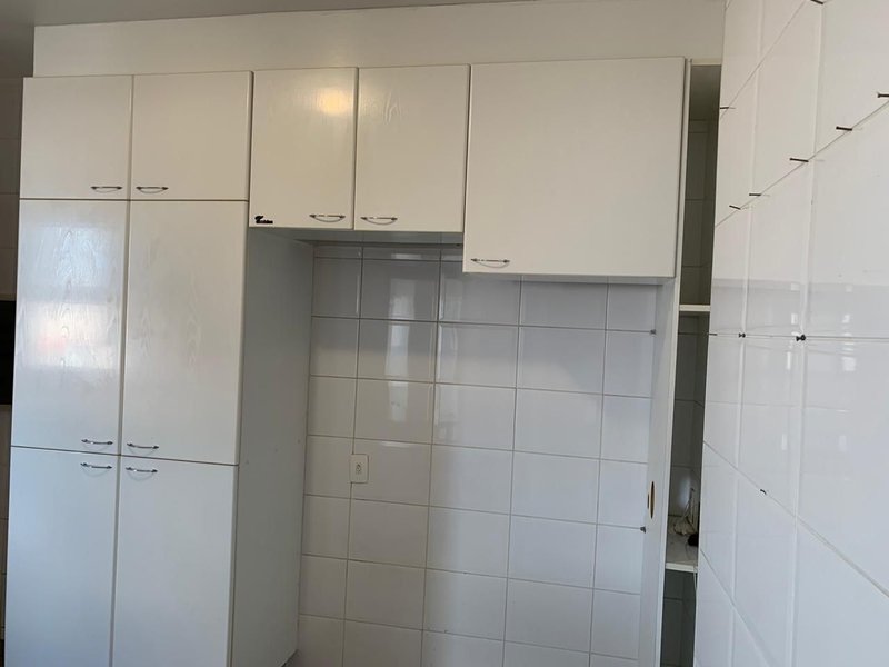 Apartamento na Vila Oliveira com 167m ,04 dormitórios, 02 suítes, ampla varanda, 02 vagas - Mogi das Cruzes - 