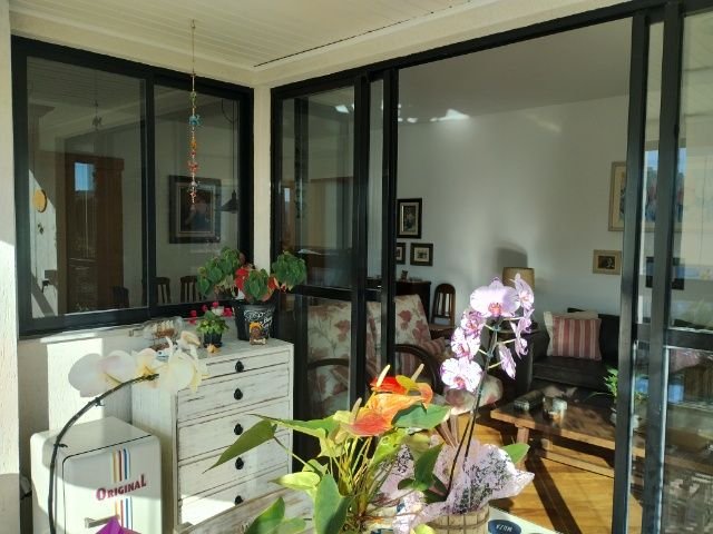 Apartamento na Vila Oliveira com 167m ,04 dormitórios, 02 suítes, ampla varanda, 02 vagas - Mogi das Cruzes - 