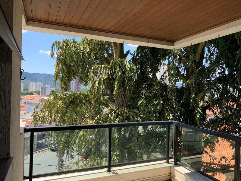Apartamento na Vila Oliveira com 167m ,04 dormitórios, 02 suítes, ampla varanda, 02 vagas - Mogi das Cruzes - 