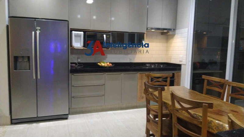 SOBRADO COND. HELENA MARIA - SOROCABA  Sorocaba - 