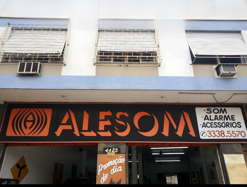 R$ 340.000 - IMÓVEL COMERCIAL - LOJA - 79M2 - VAGA - LOCALIZAÇÃO PRIVILEGIADA Avenida Protásio Alves Porto Alegre - 