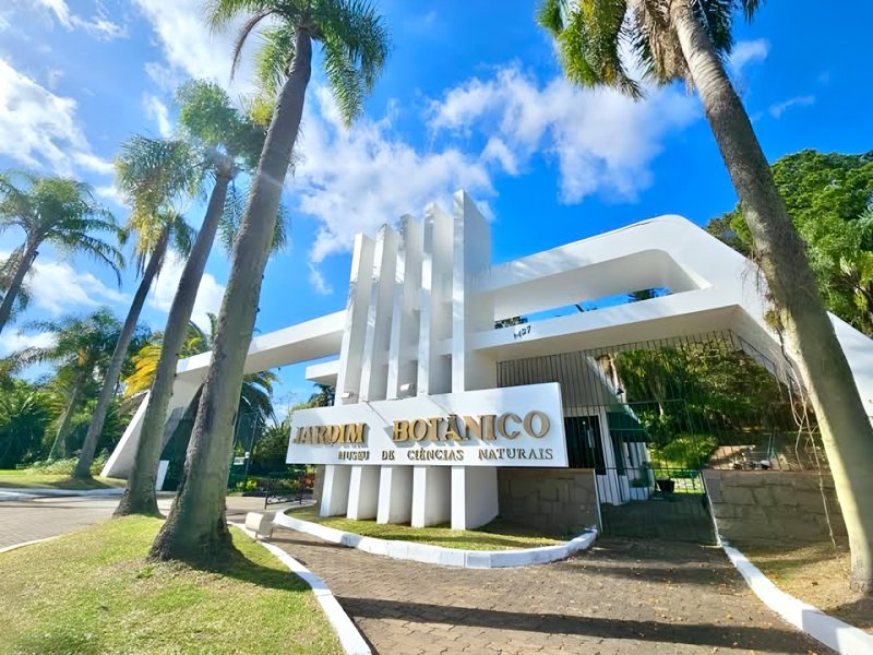 R$ 340.000 - IMÓVEL COMERCIAL - LOJA - 79M2 - VAGA - LOCALIZAÇÃO PRIVILEGIADA Avenida Protásio Alves Porto Alegre - 