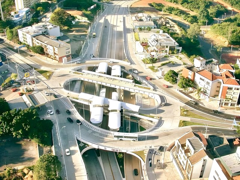 R$ 340.000 - IMÓVEL COMERCIAL - LOJA - 79M2 - VAGA - LOCALIZAÇÃO PRIVILEGIADA Avenida Protásio Alves Porto Alegre - 