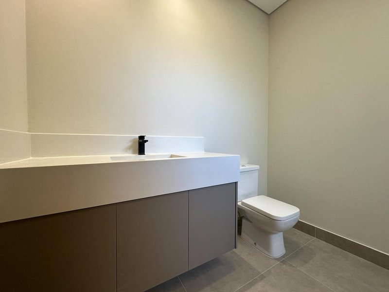 Casa de Alto Padrão à Venda com Projeto da KZA Rodovia Anhangüera Campinas - 