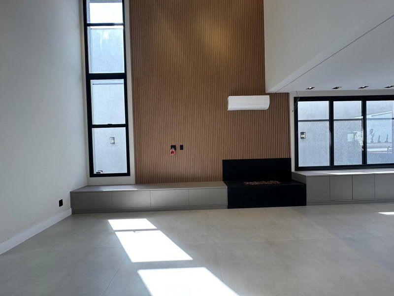 Casa de Alto Padrão à Venda com Projeto da KZA Rodovia Anhangüera Campinas - 