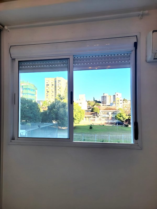 R$ 410.000 - ÓTIMO APARTAMENTO - 70M2 - 3 DORM - SUÍTE - 1 VAGA - INFRA COMPLETA Avenida Dom Cláudio José Gonçalves Ponce de Leão Porto Alegre - 