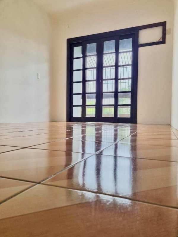 CASA COM 4 QUARTOS NA SANTA TEREZINHA - Brusque - 