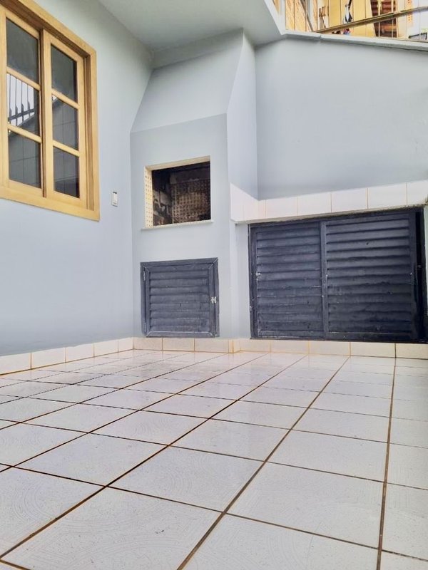 CASA COM 4 QUARTOS NA SANTA TEREZINHA - Brusque - 
