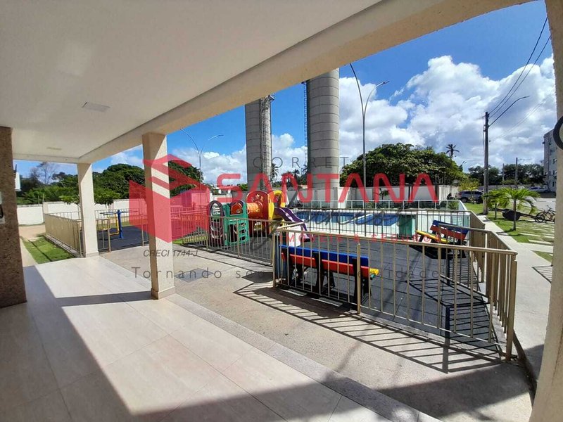 Apartamento térreo em condomínio em Abrantes.  (INDISPONÍVEL) Rua da Grama Camaçari - 