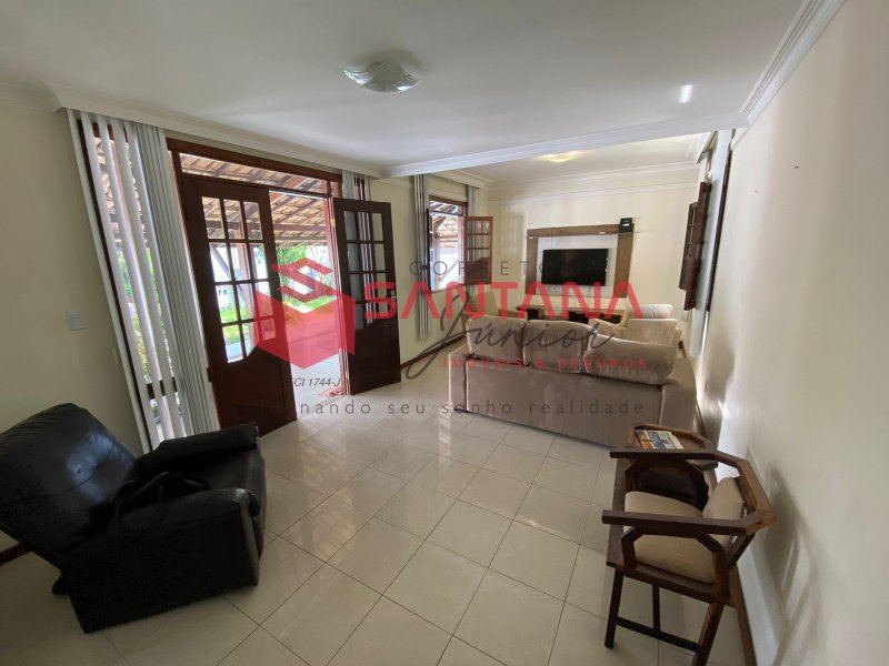 Casa com 4/4 para locação em Vilas do Atlântico Rua Praia de Itaparica Lauro de Freitas - 