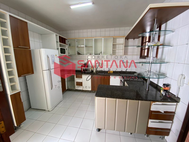 Casa com 4/4 para locação em Vilas do Atlântico Rua Praia de Itaparica Lauro de Freitas - 
