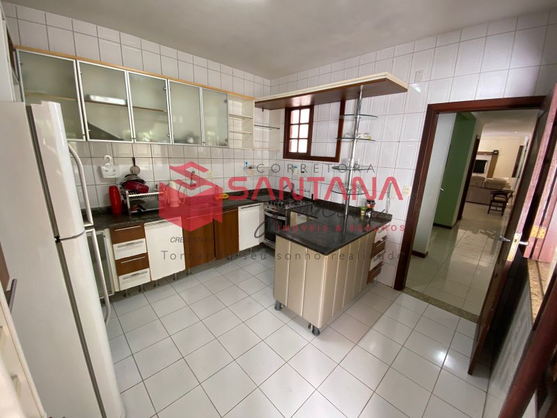 Casa com 4/4 para locação em Vilas do Atlântico Rua Praia de Itaparica Lauro de Freitas - 